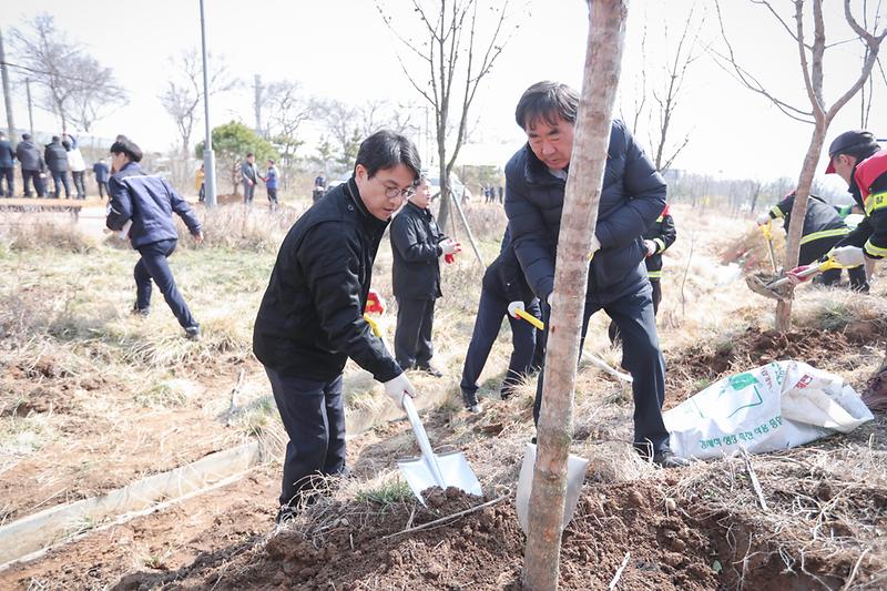 Young-3998.jpg 이미지