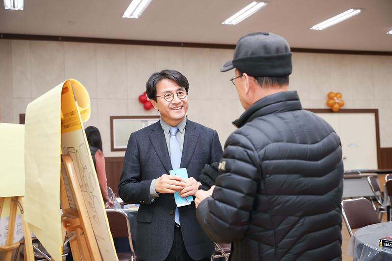 Young-4079.jpg 이미지