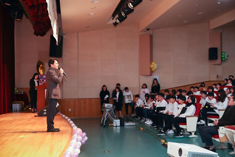 Young-4149.jpg 이미지