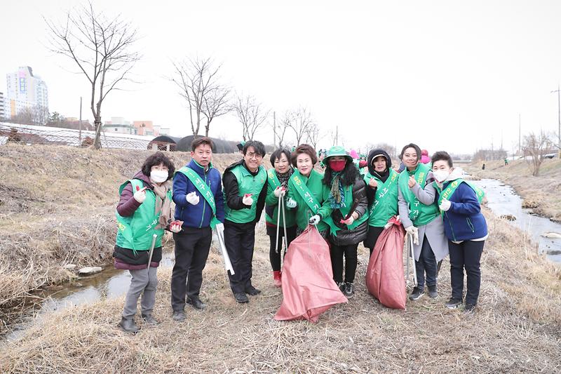 Young-4195.jpg 이미지