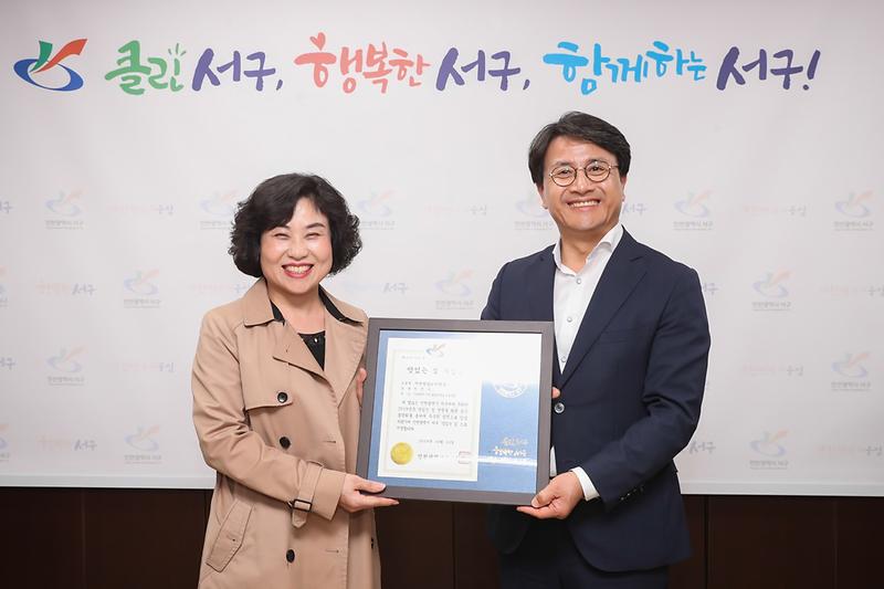 Young-4233.jpg 이미지