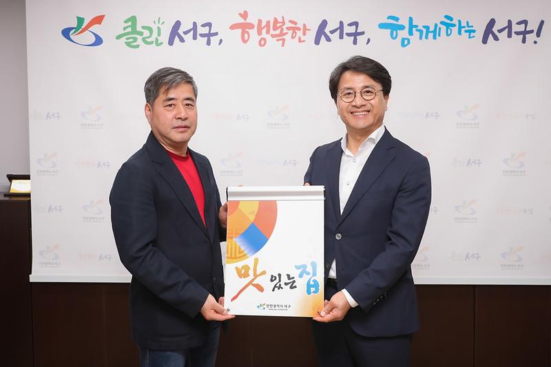 Young-4272.jpg 이미지