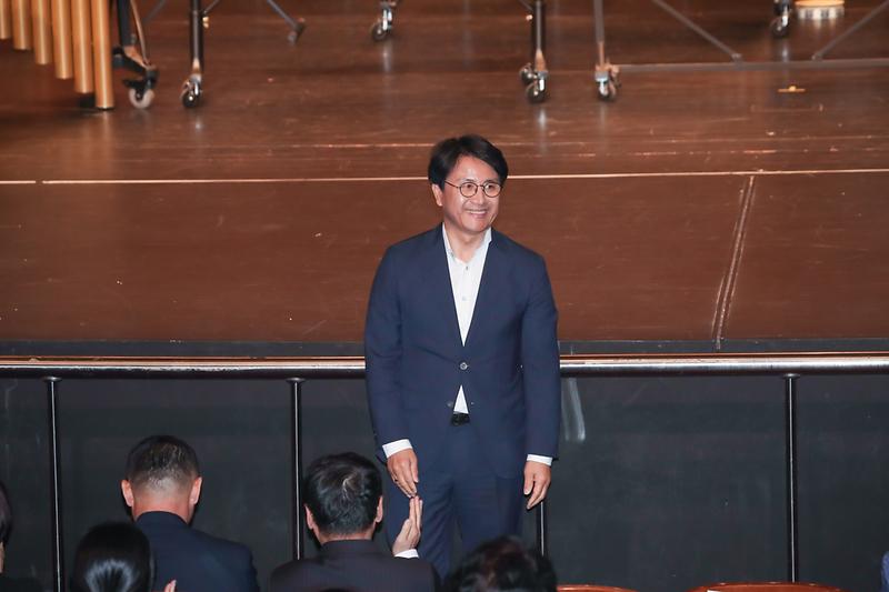 Young-4377.jpg 이미지