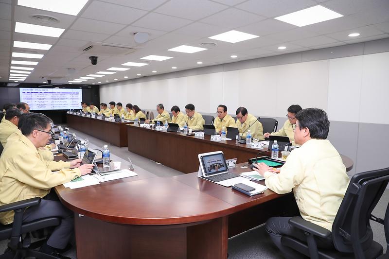 Young-4605.jpg 이미지