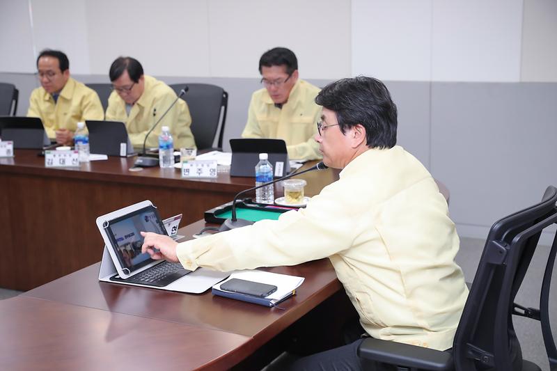 Young-4607.jpg 이미지