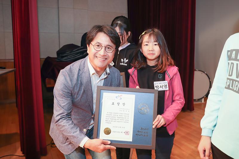 Young-4652.jpg 이미지