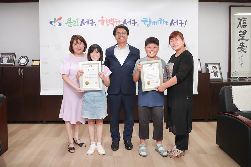 Young-4683.jpg 이미지