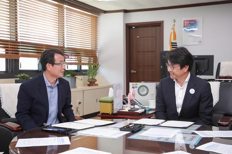 Young-4690.jpg 이미지