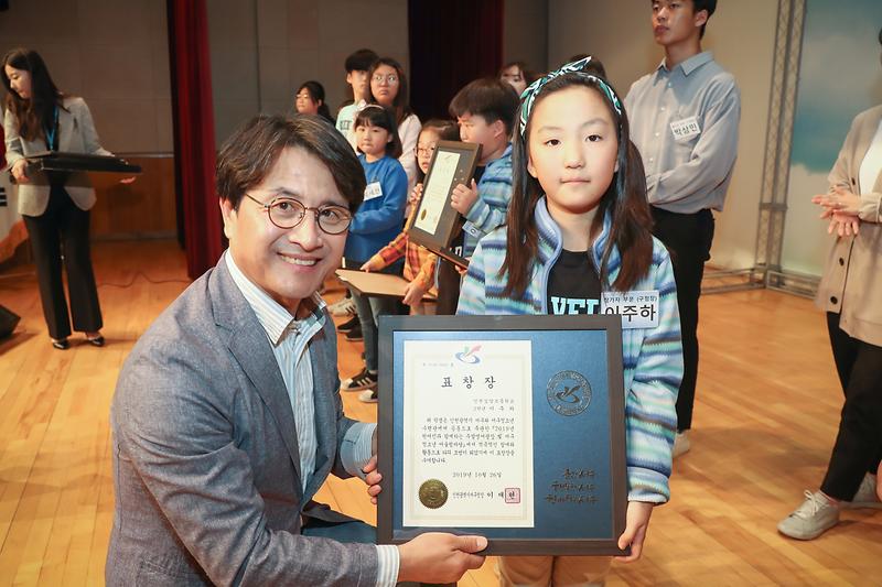 Young-4704.jpg 이미지