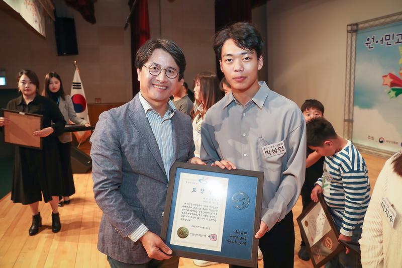 Young-4796.jpg 이미지