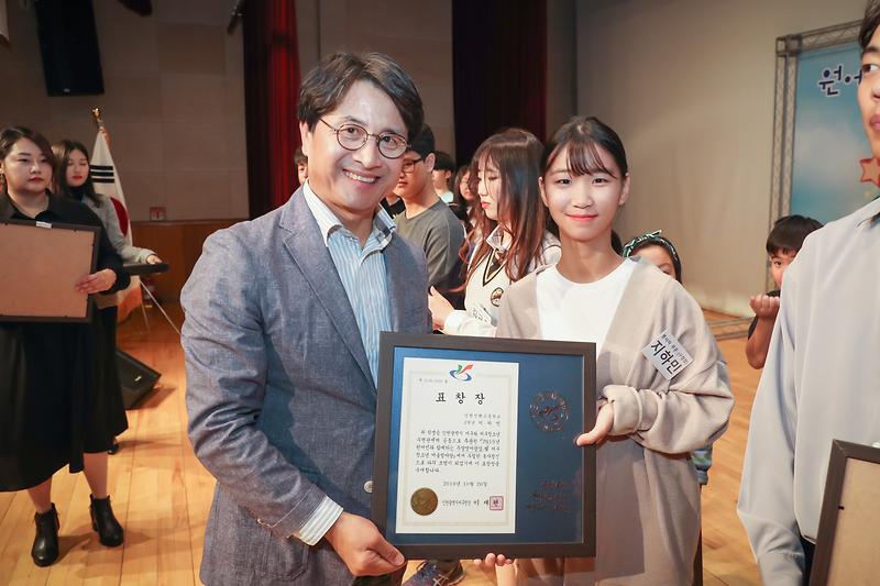 Young-4808.jpg 이미지