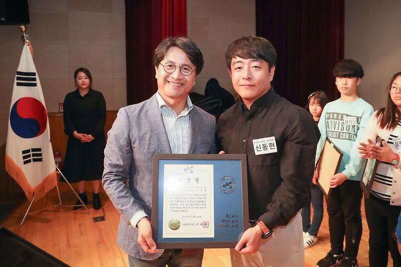 Young-4832.jpg 이미지