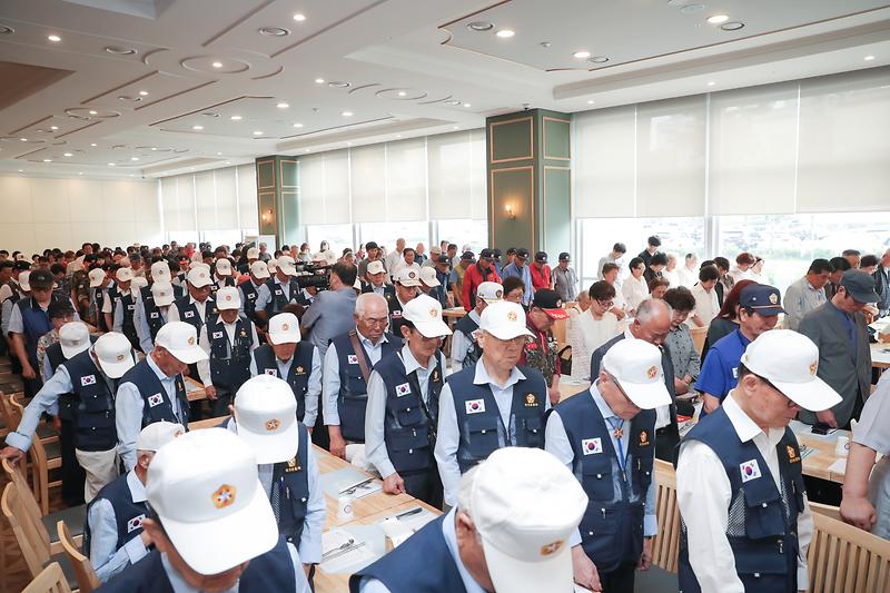 Young-4896.jpg 이미지