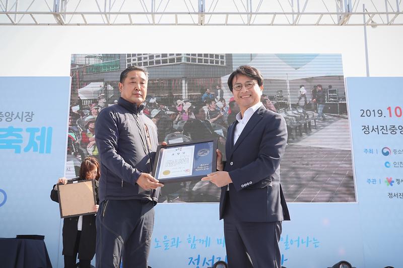 Young-4934.jpg 이미지