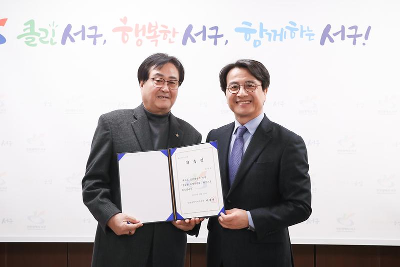 Young-4944.jpg 이미지