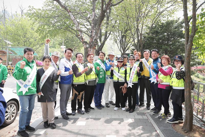 Young-4974.jpg 이미지