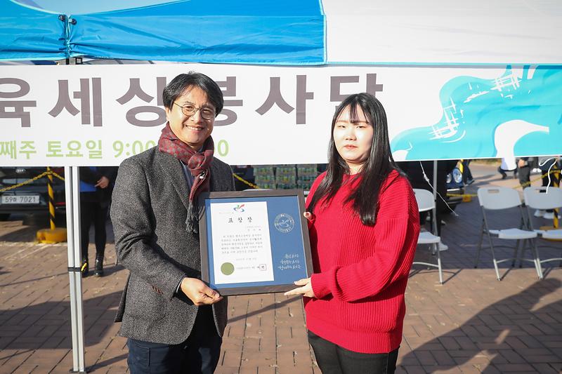 Young-4981.jpg 이미지