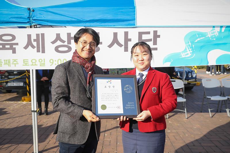 Young-4994.jpg 이미지