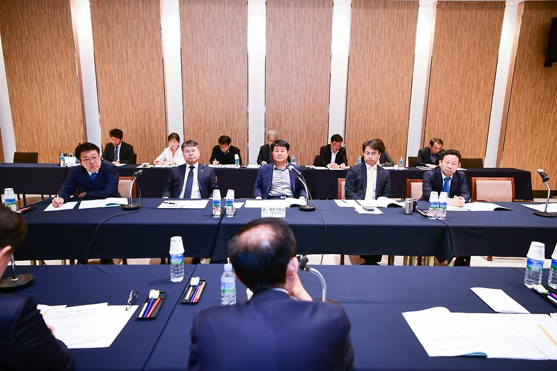 Young-5.jpg 이미지