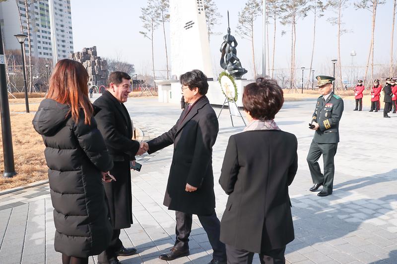 Young-5059.jpg 이미지