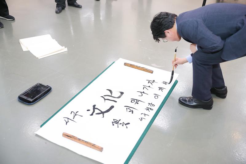 Young-5085.jpg 이미지