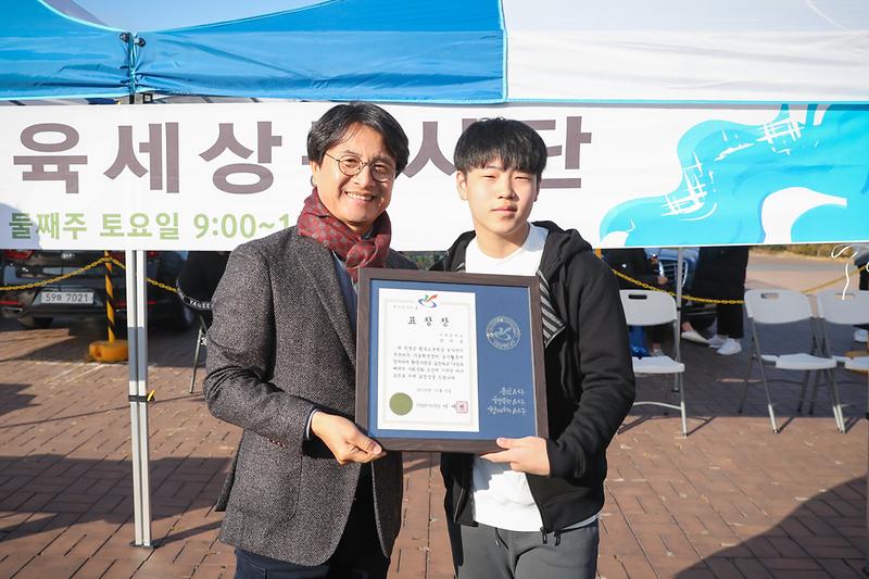 Young-5087.jpg 이미지