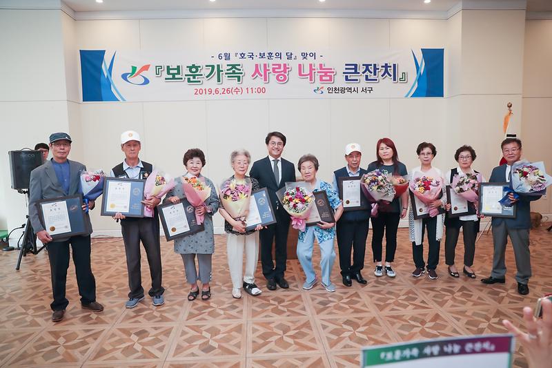 Young-5122.jpg 이미지