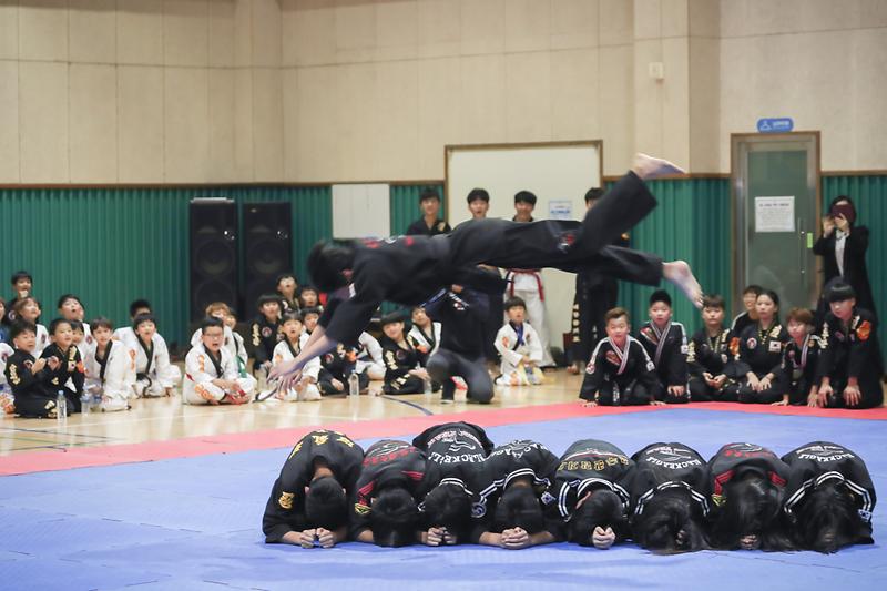 Young-5180.jpg 이미지