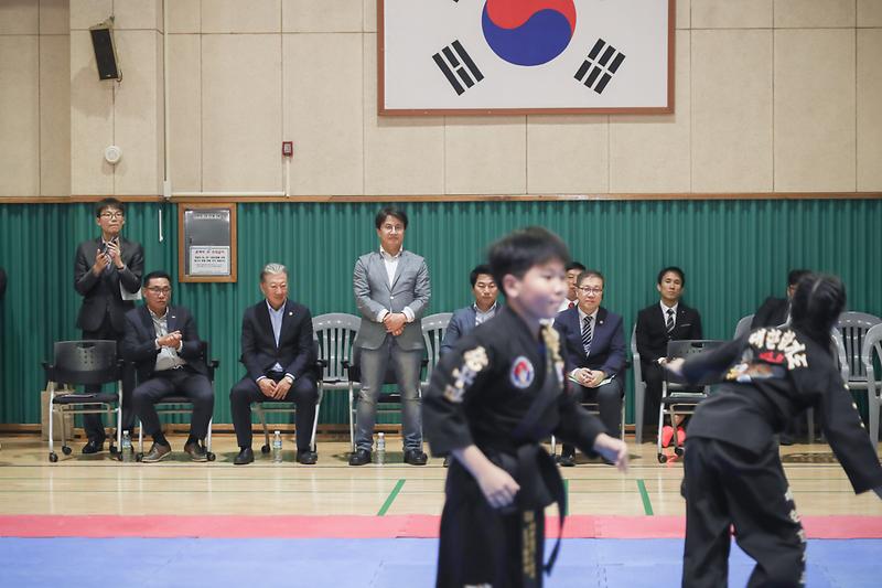 Young-5189.jpg 이미지