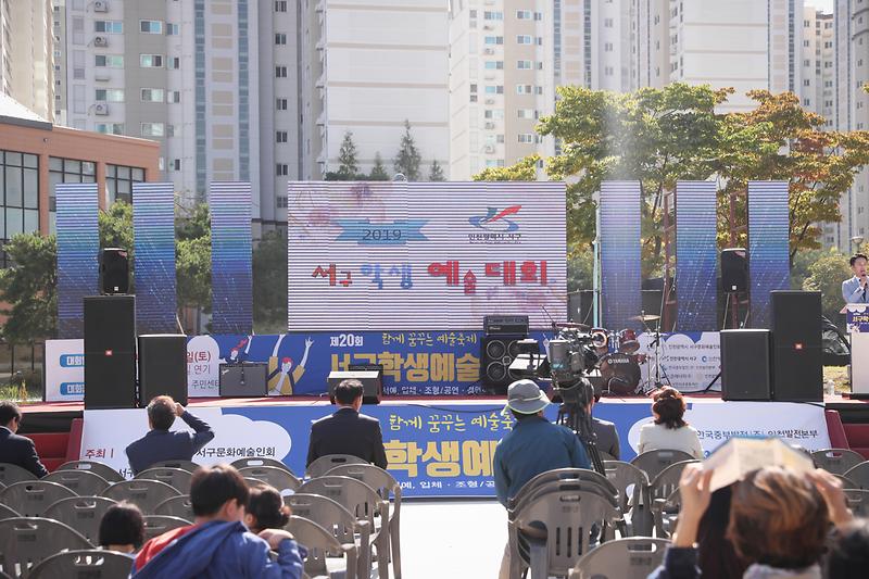 Young-5211.jpg 이미지