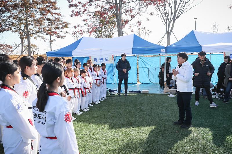 Young-5278.jpg 이미지