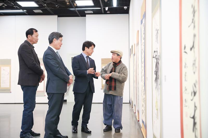 Young-5312.jpg 이미지