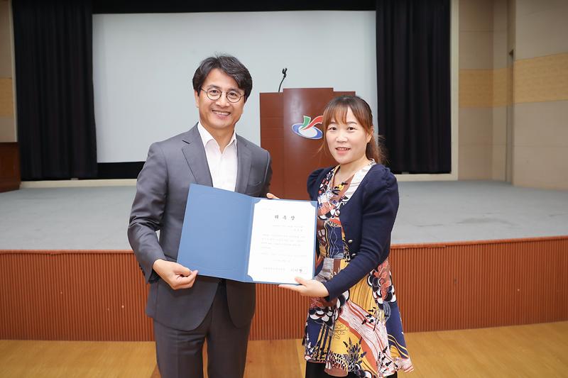 Young-5553.jpg 이미지