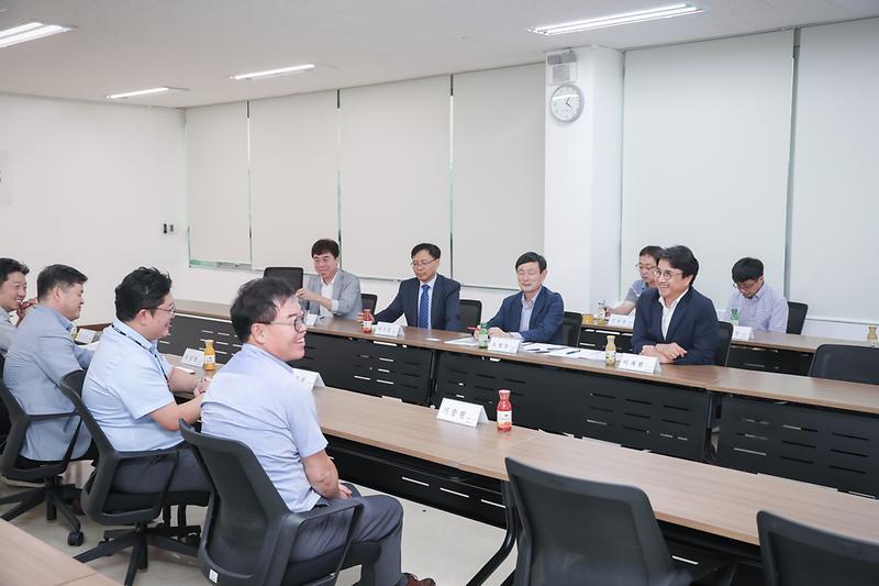 Young-5599.jpg 이미지