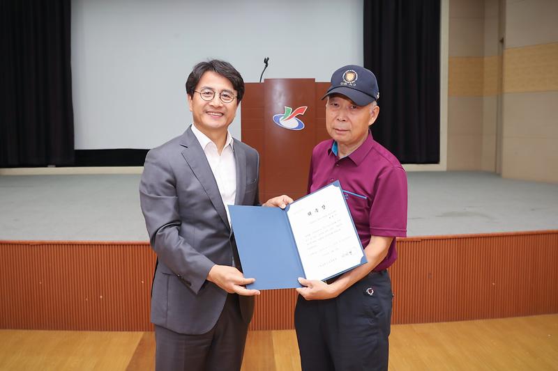 Young-5641.jpg 이미지