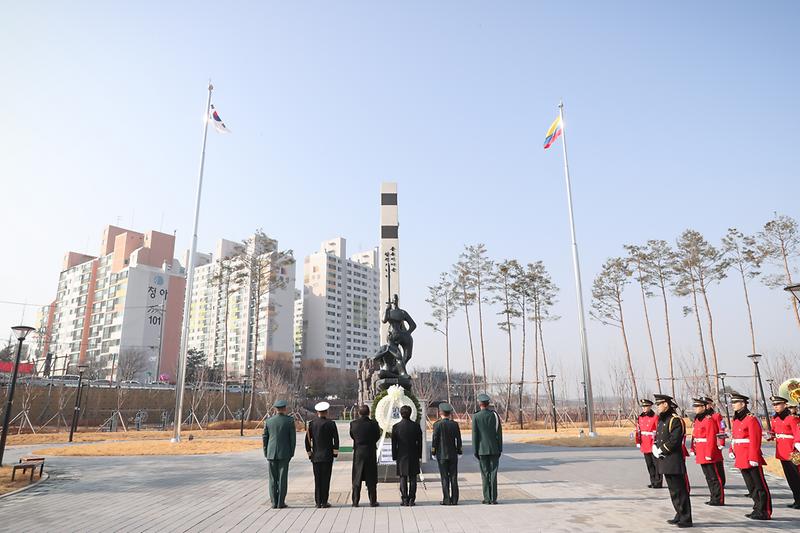 Young-5713.jpg 이미지