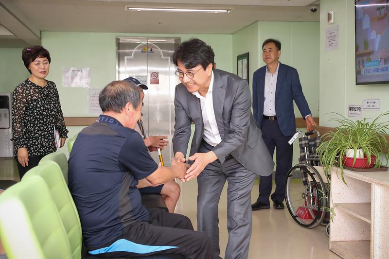 Young-5780.jpg 이미지