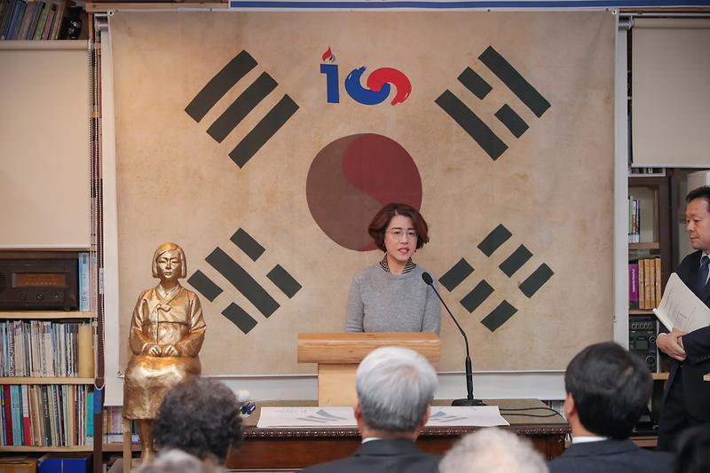 Young-5812.jpg 이미지