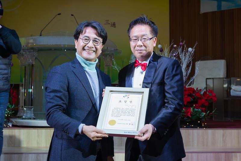 Young-5829.jpg 이미지