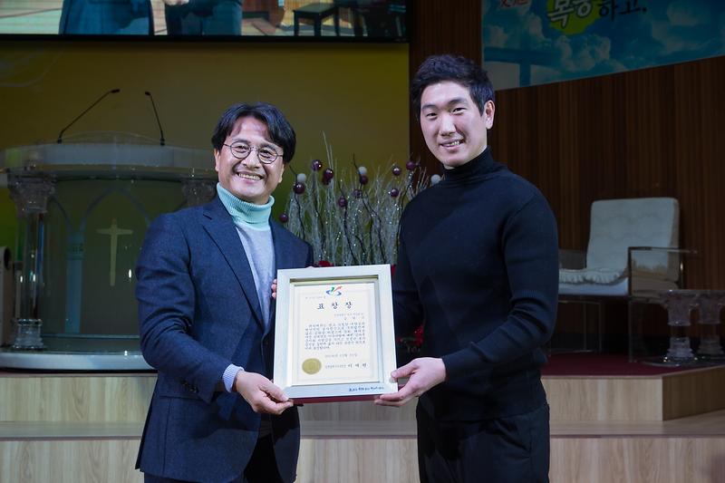 Young-5866.jpg 이미지