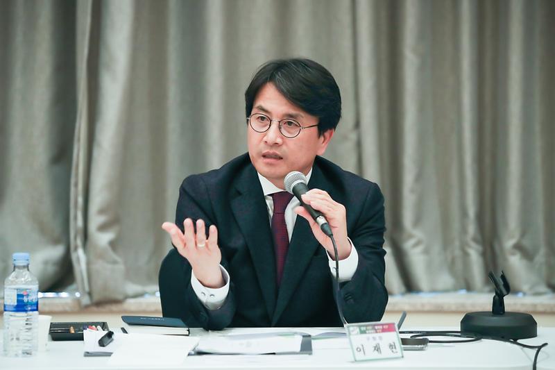 Young-5870.jpg 이미지