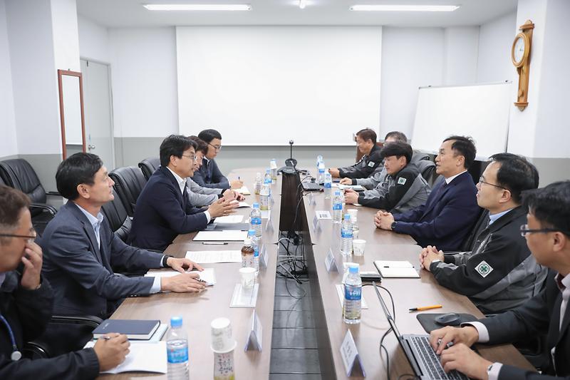 Young-5967.jpg 이미지