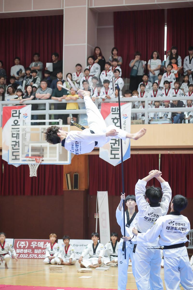 Young-6036.jpg 이미지