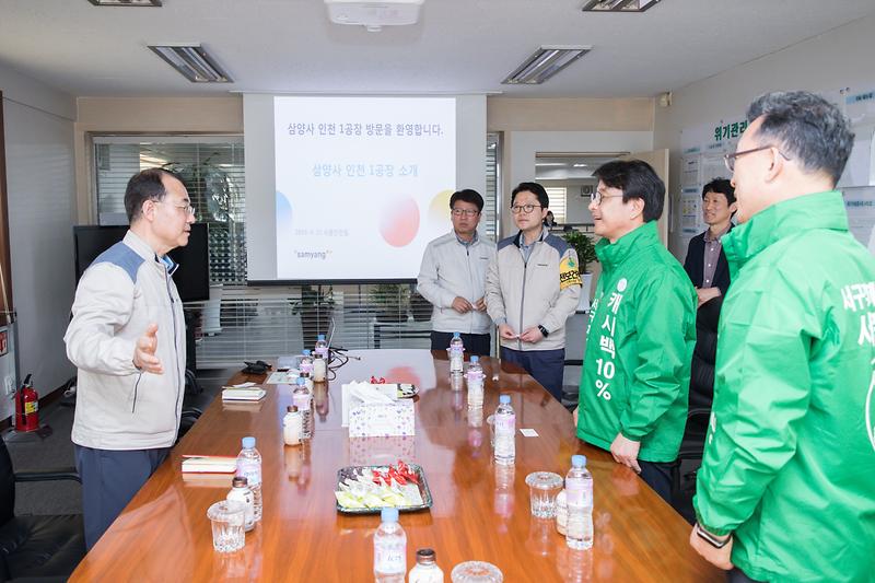 Young-6083.jpg 이미지