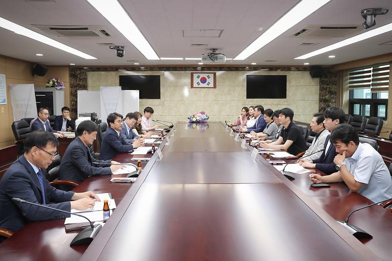 Young-6107.jpg 이미지