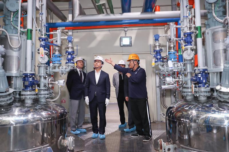 Young-6122.jpg 이미지