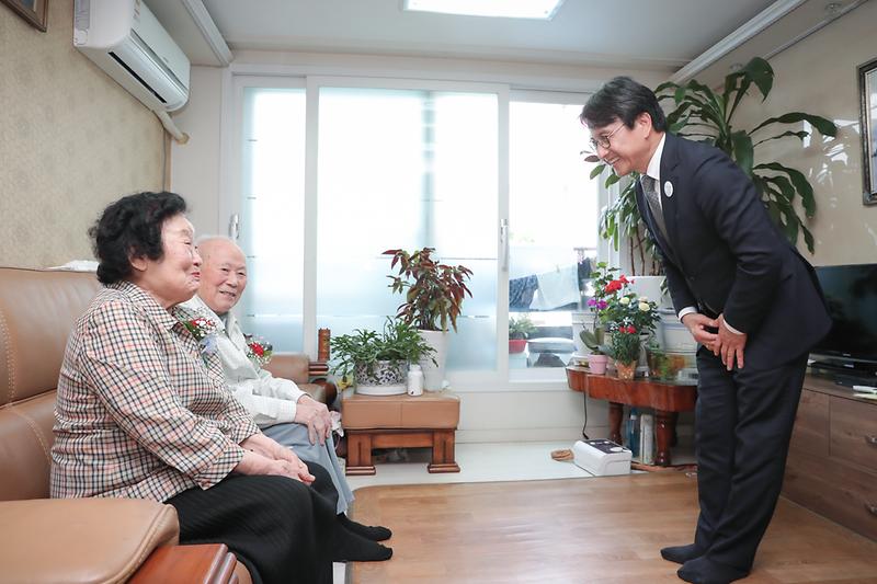 Young-6147.jpg 이미지