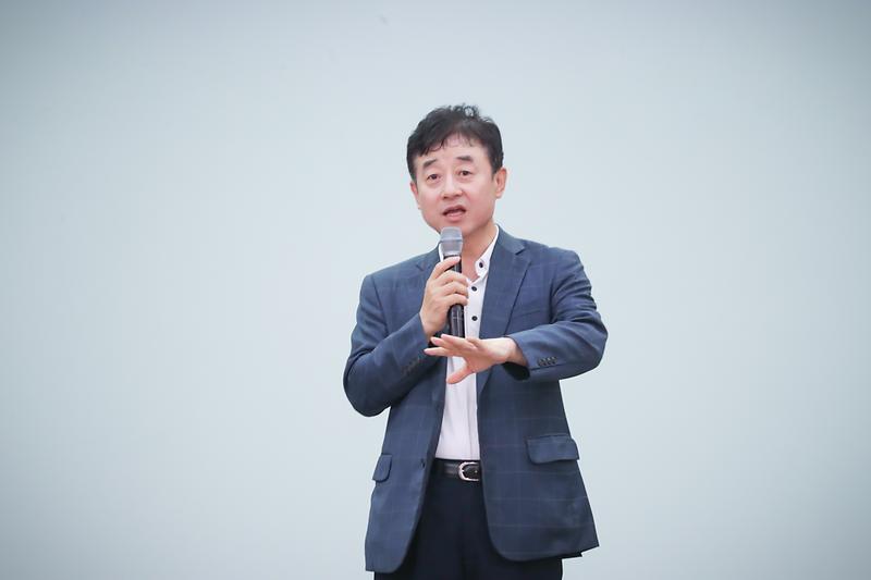 Young-6200.jpg 이미지