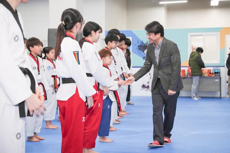 Young-6288.jpg 이미지