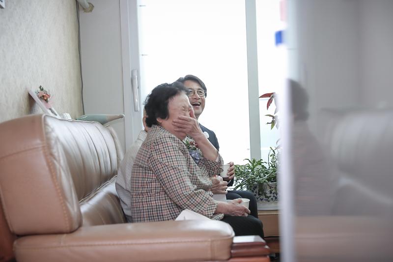 Young-6333.jpg 이미지